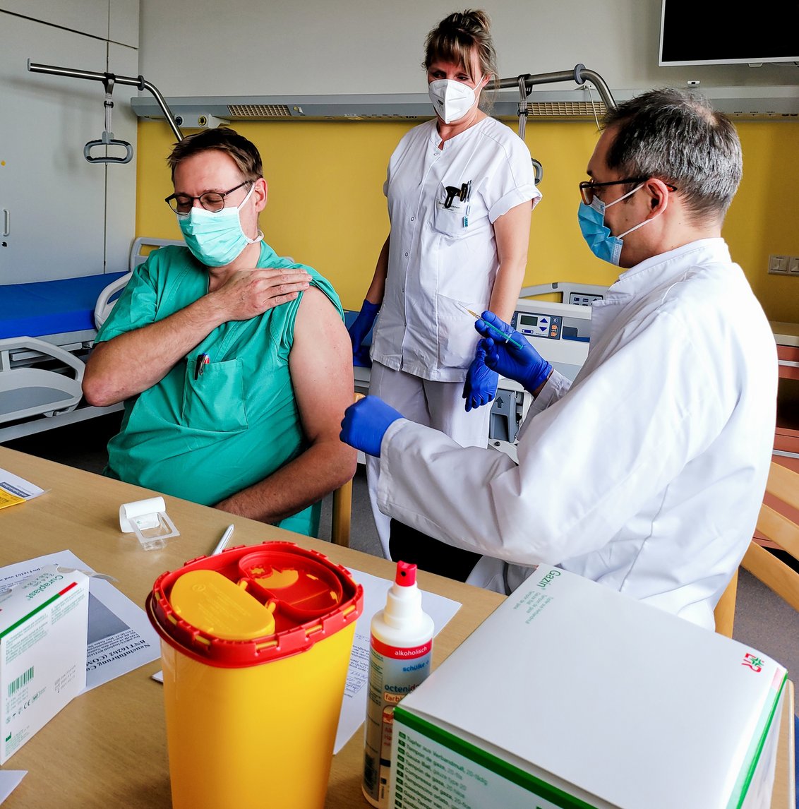 Salzlandkreis: Start der Covid-Impfungen in den AMEOS Klinika