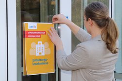 Coronakrise in Ratzeburg: Entlastungkrankenhaus im Aufbau